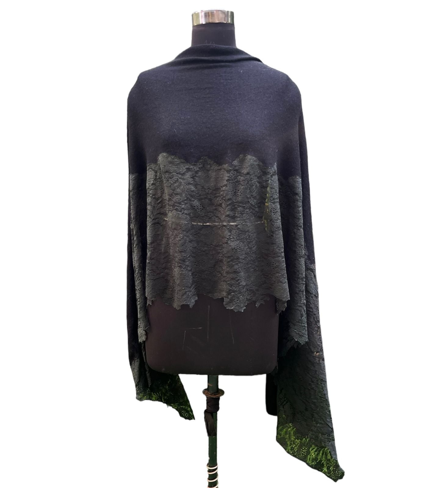 Dahlia Half Lace Half Knitted Stole