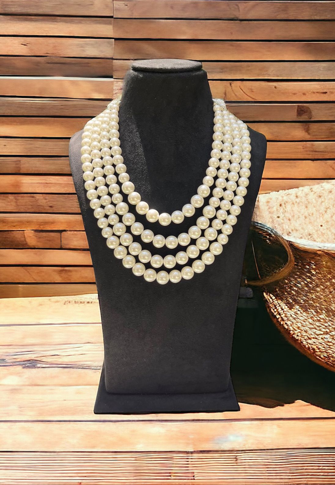 Layered 4Line Shell Pearl Necklace