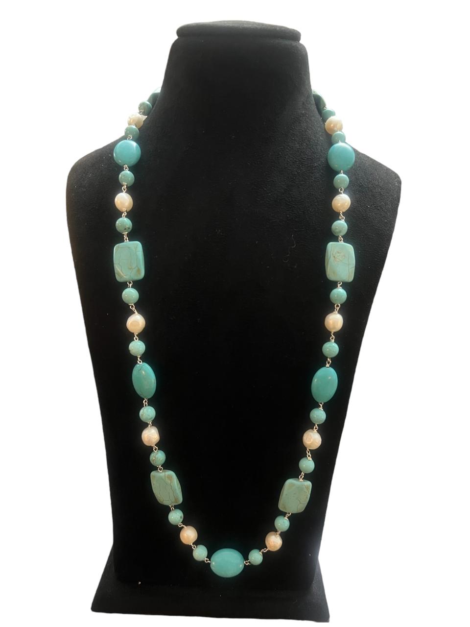 Mixed Sized Turquoise Beads Necklace