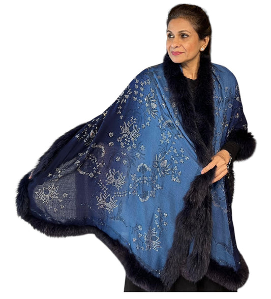 Velora Bloom Stole